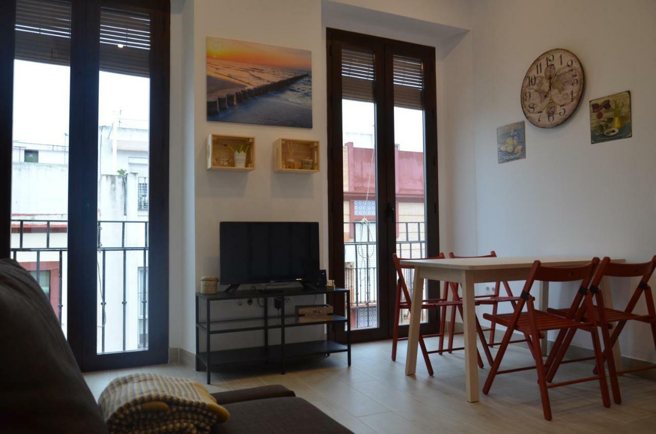סביליה Apartamento Faustino Alvarez מראה חיצוני תמונה