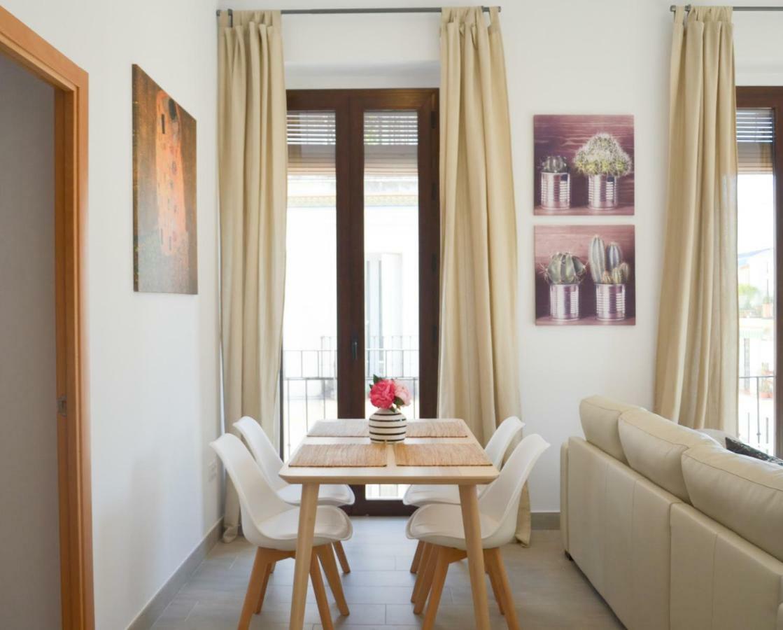 סביליה Apartamento Faustino Alvarez מראה חיצוני תמונה